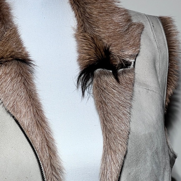 Cassin New York Reversible Fur Suede Vest Sz Med - Picture 8 of 10